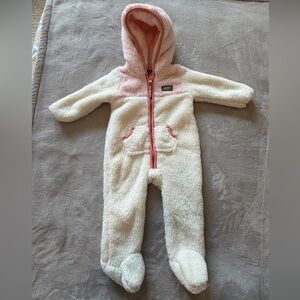 Eddie Bauer Baby Bunting Suit 6-9 mnths Soft Cozy Pink Cream Rose Trim Hooded